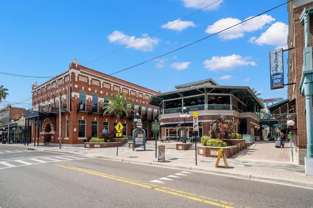 Casa Romeo - Luxury Ybor Apt, Steps To 7Th Ave Tampa Extérieur photo